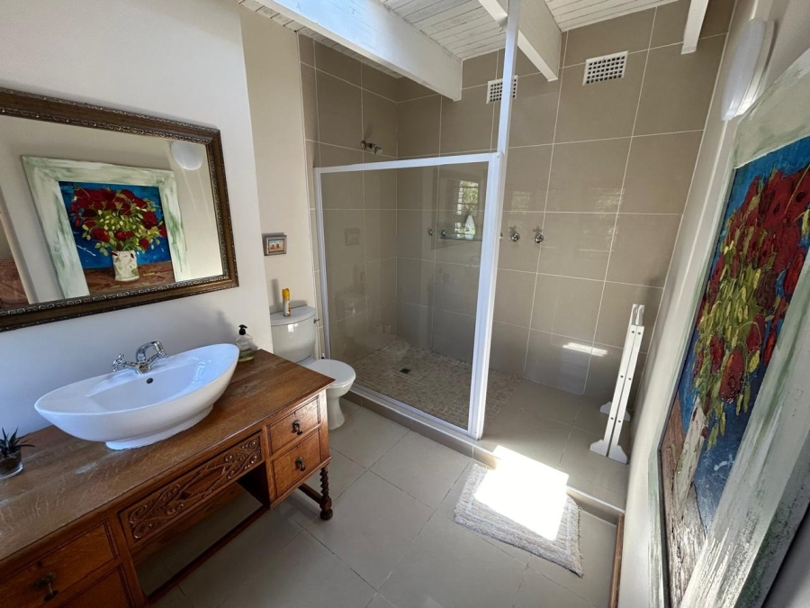 5 Bedroom Property for Sale in Blue Bend Eastern Cape